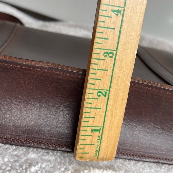 Belgrave Crescent Balmoral Italian leather chocolate brown cross body satchel - Picture 5 of 9